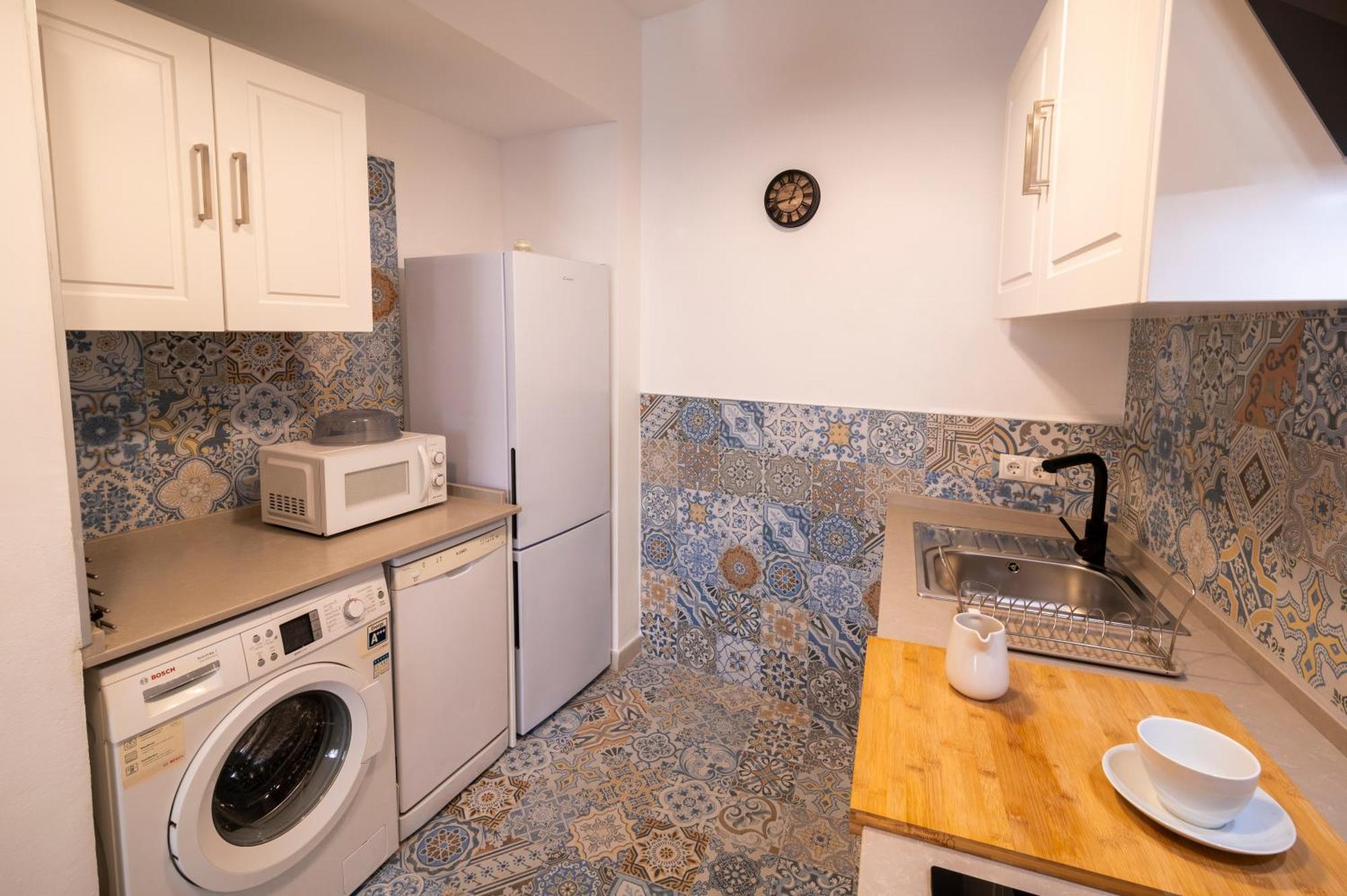 La Puerta Del Cielo Apartment Seville Exterior photo